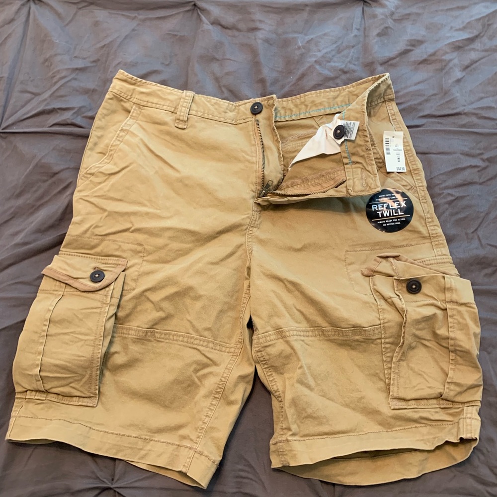 Shorts - Picture 2 of 4